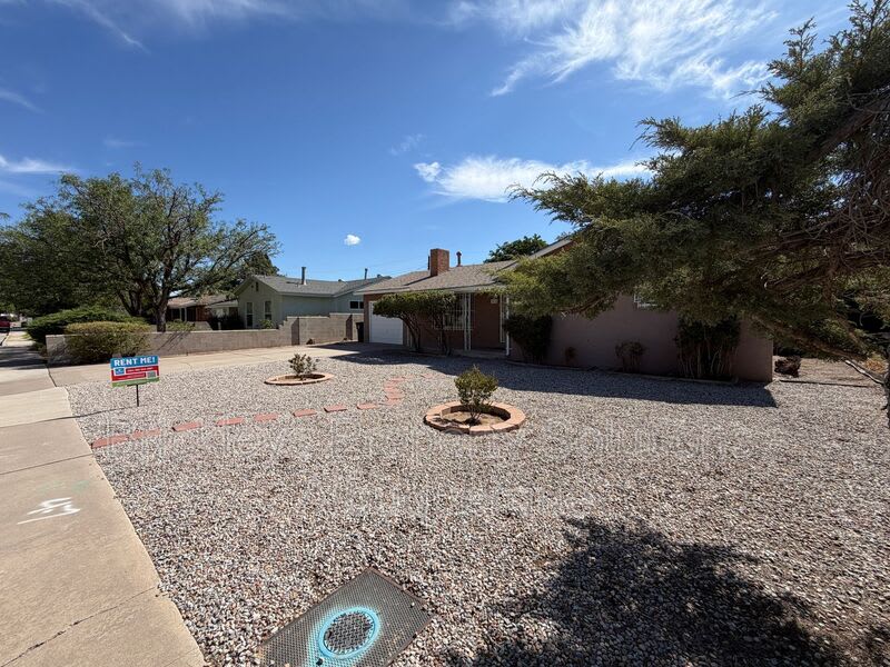 2838 La Veta Dr. NE – photo 2