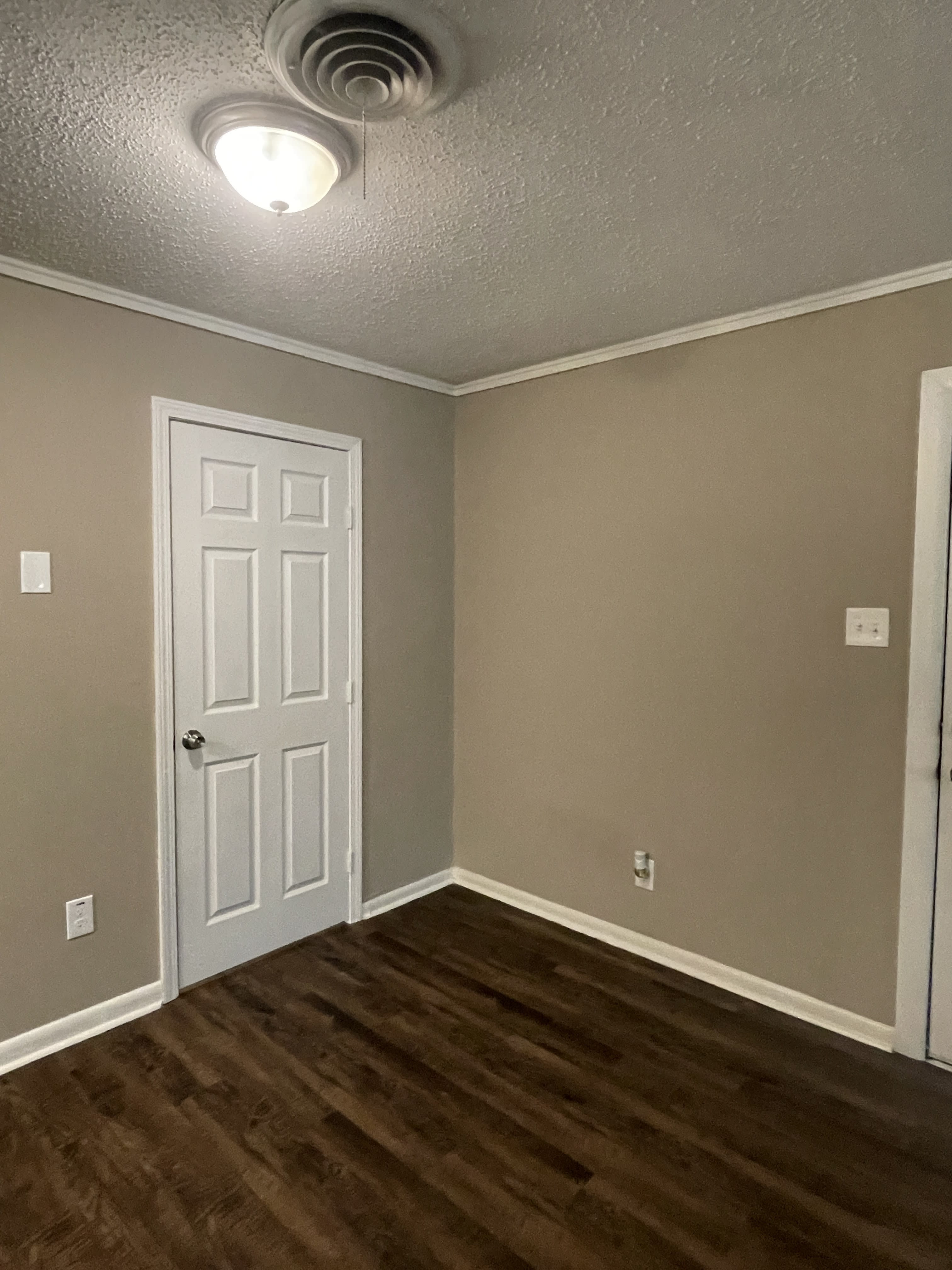 9114 Malabri Dr – photo 4