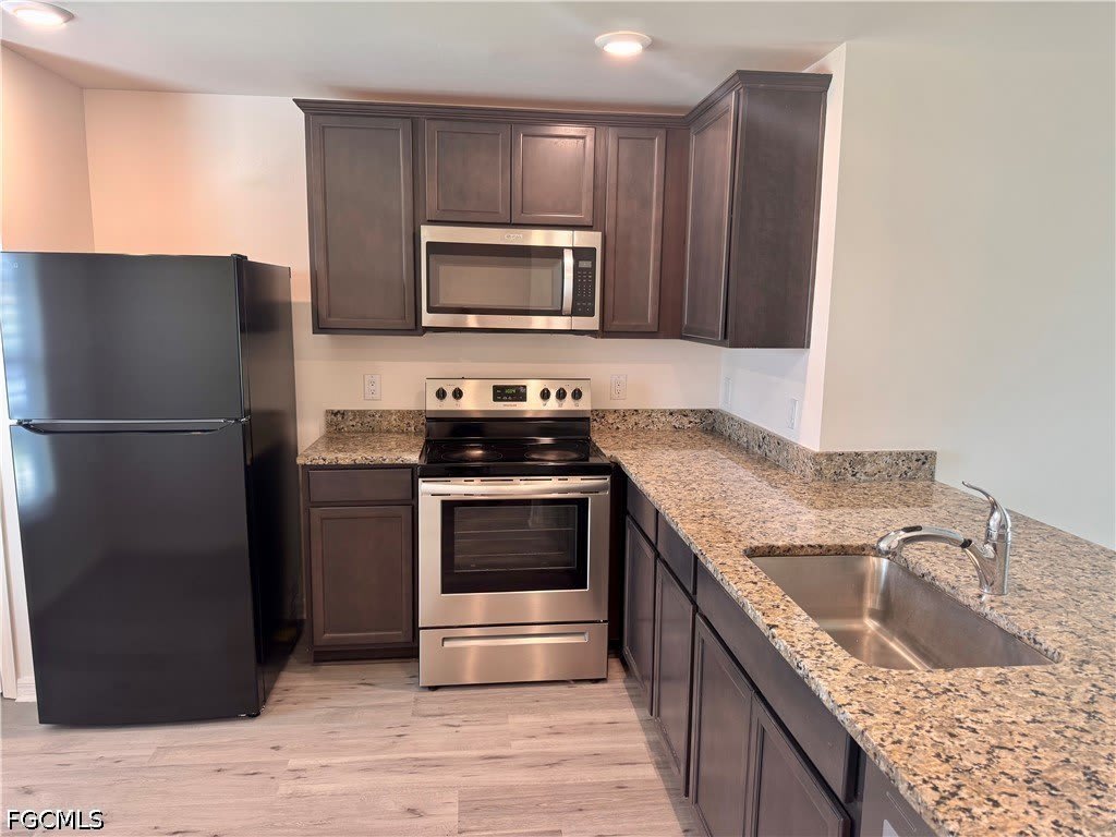 1232 NW 15th Place – photo 2