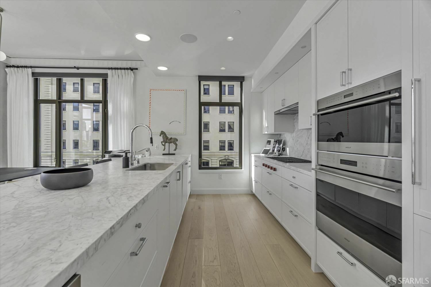 875 California Street – photo 2