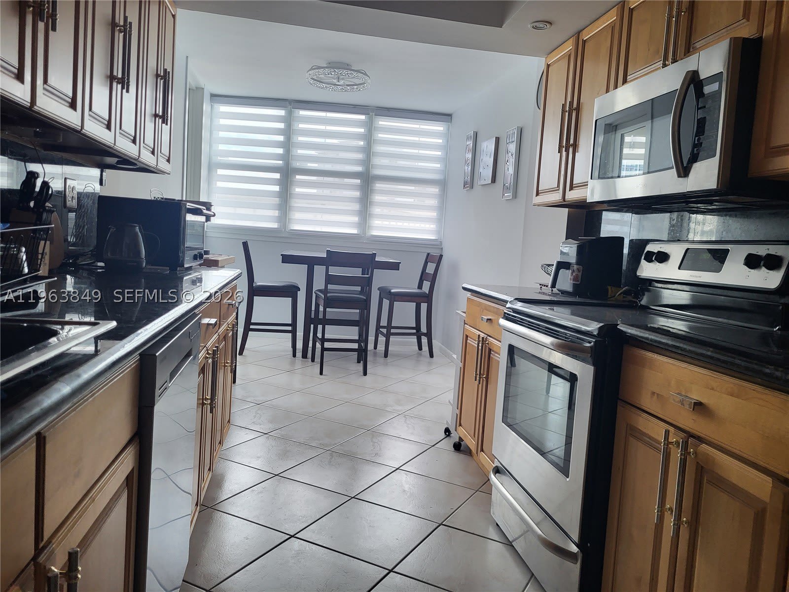 100 Golden Isles Dr – photo 4