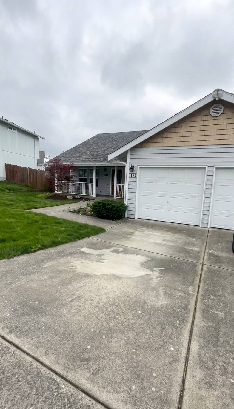 1199 Northwest Redwing Drive – photo 3