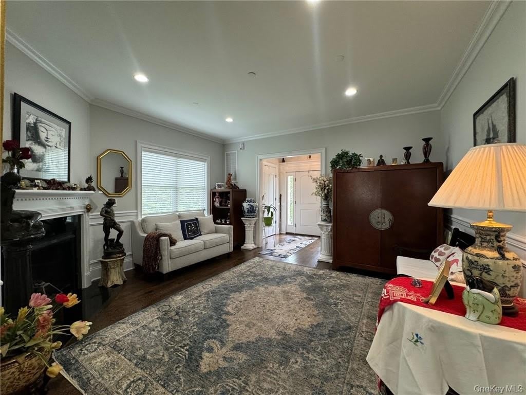 4 Rose Avenue – photo 4