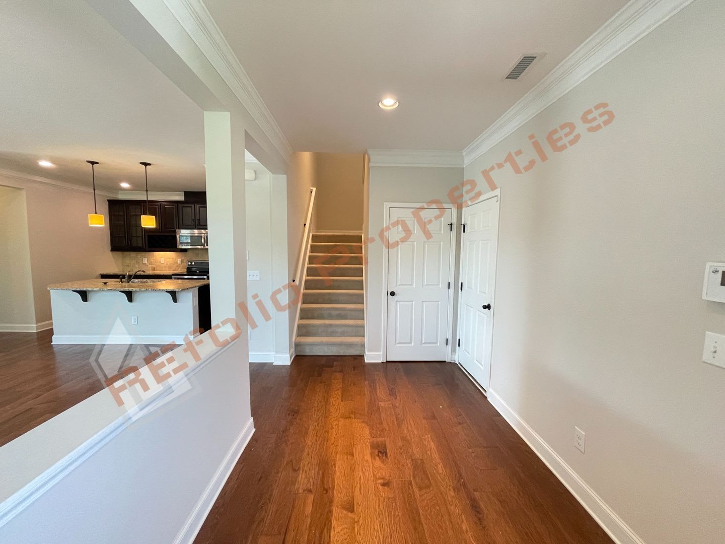 A Beautiful 4 Bedroom & 3.5 Bath with 2-Car Garage in Glencroft, Cary – Available October 7! – photo 4