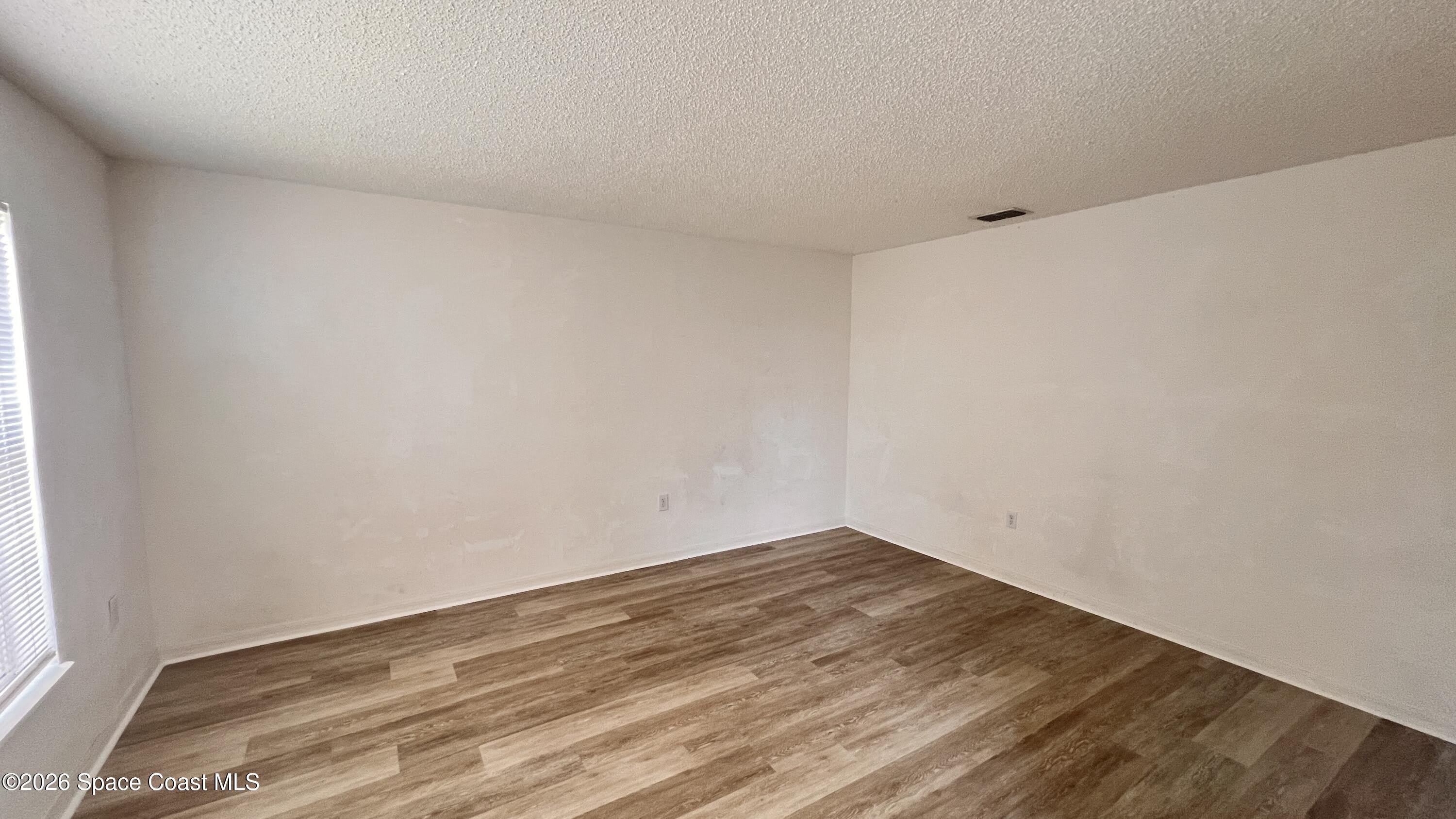 1727 Valcourt Street Nw – photo 4