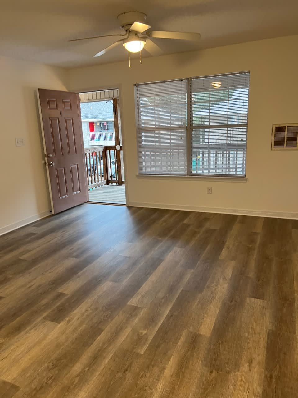 2811 Bradford Place, Unit 4 – photo 3