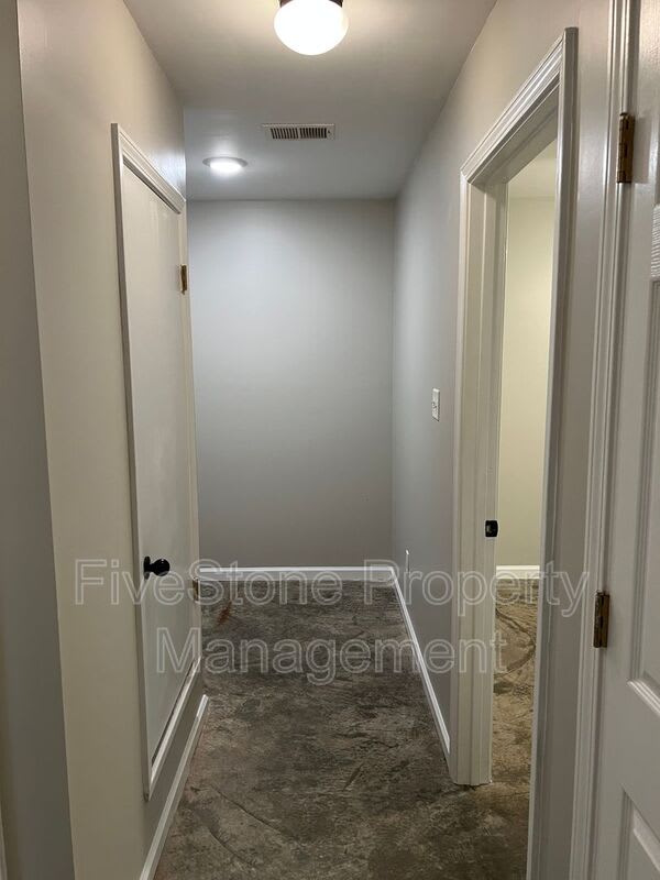 3805 Lake Park Cv – photo 5
