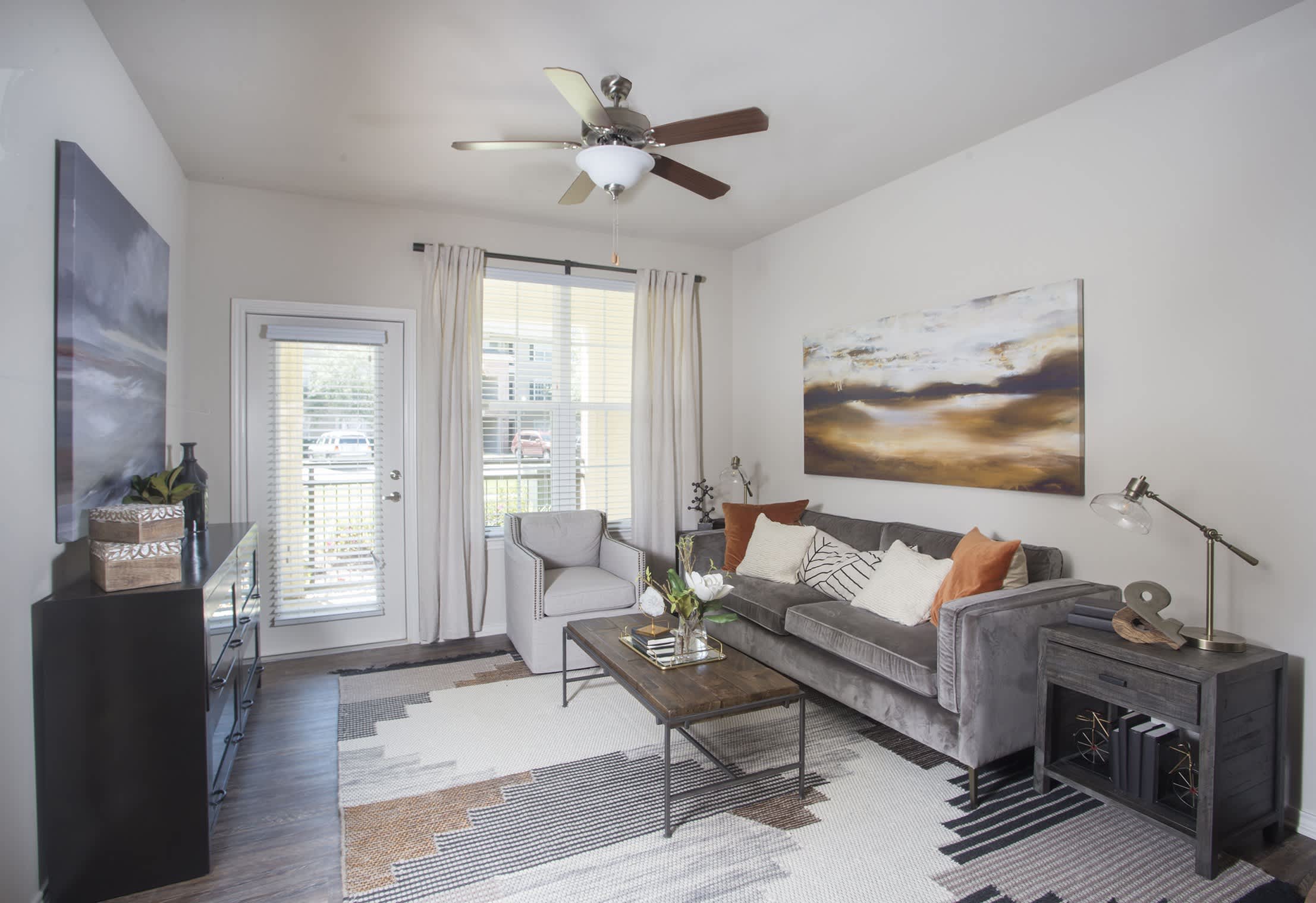 Lakeside Villas – photo 2