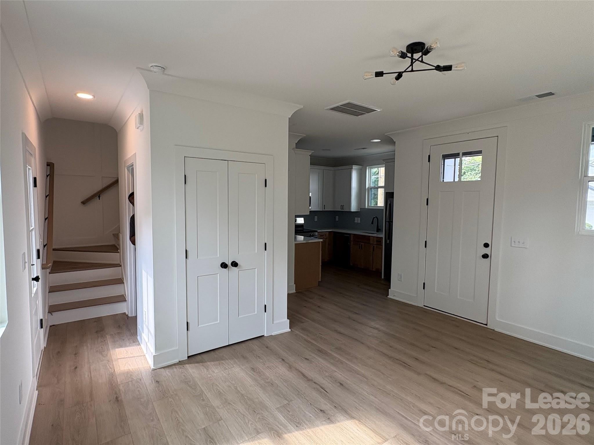 2905 Clyde Drive – photo 5