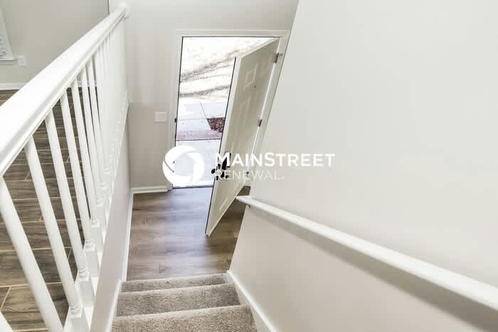 2 Chaucer Court – photo 3