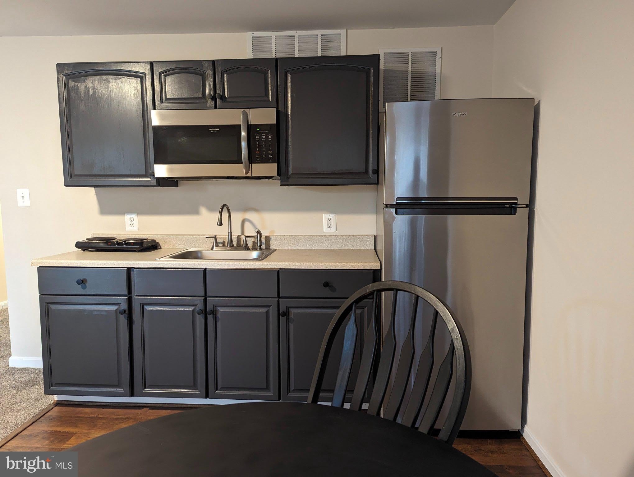 141 Winslow Place – photo 3