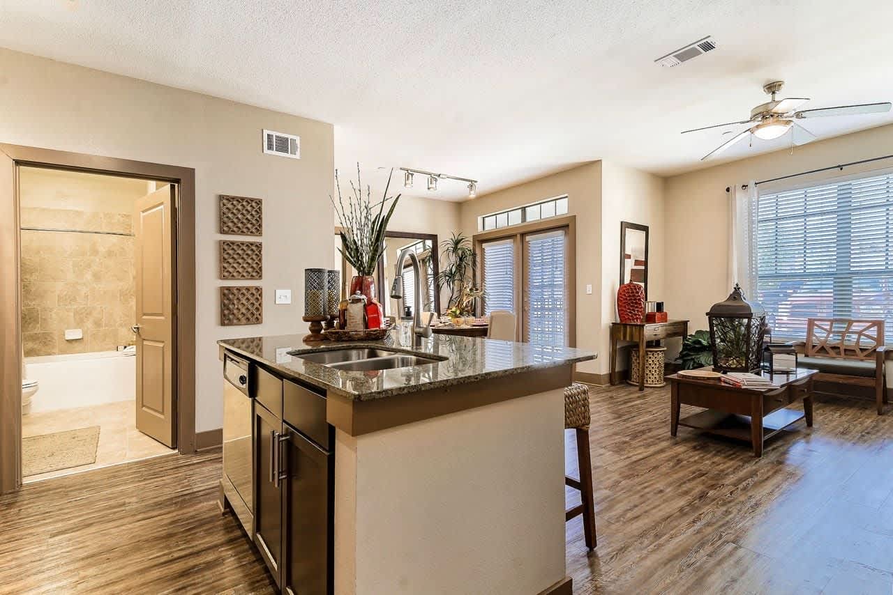 Sedona Ranch Apartments – photo 3