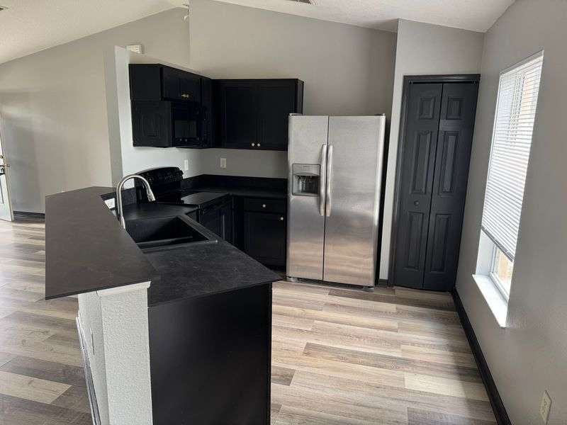 6289 Mariner Blvd – photo 4