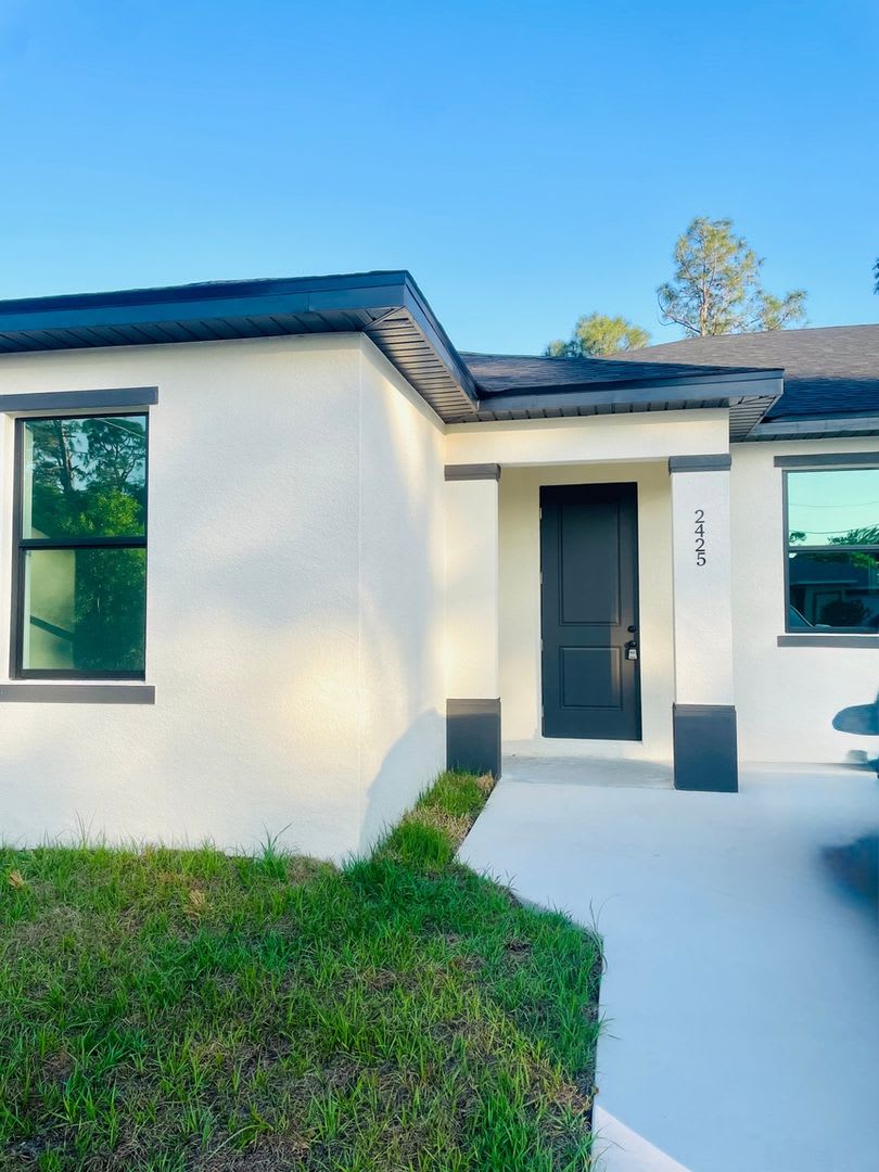 Charming 3BR Duplex in Lehigh Acres – photo 1