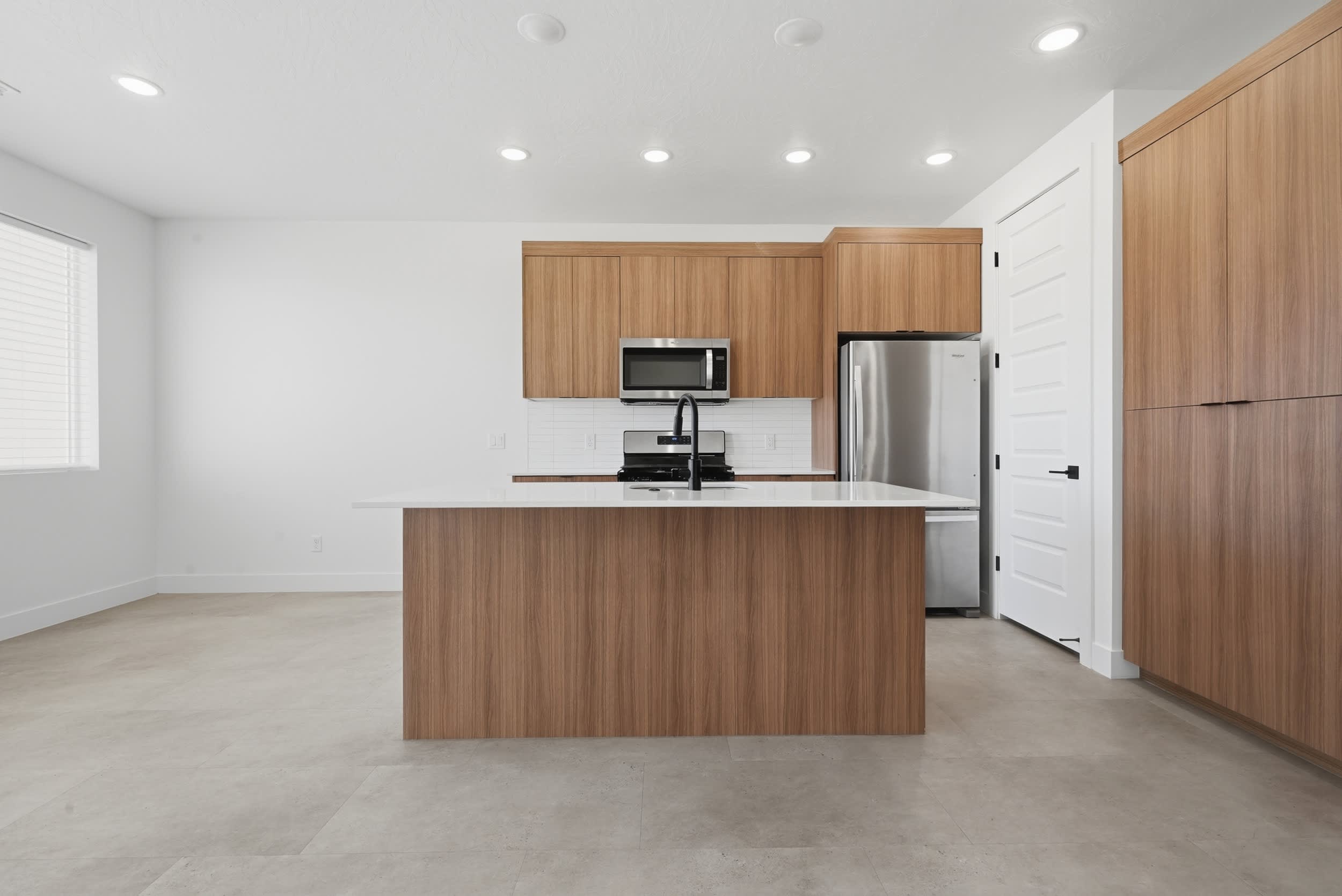 325 South 1930 West – photo 4