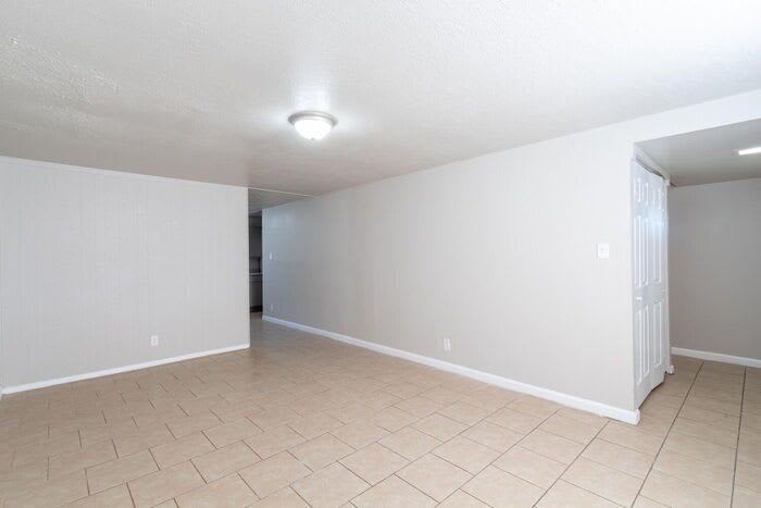 4114 West 33rd Street – photo 3