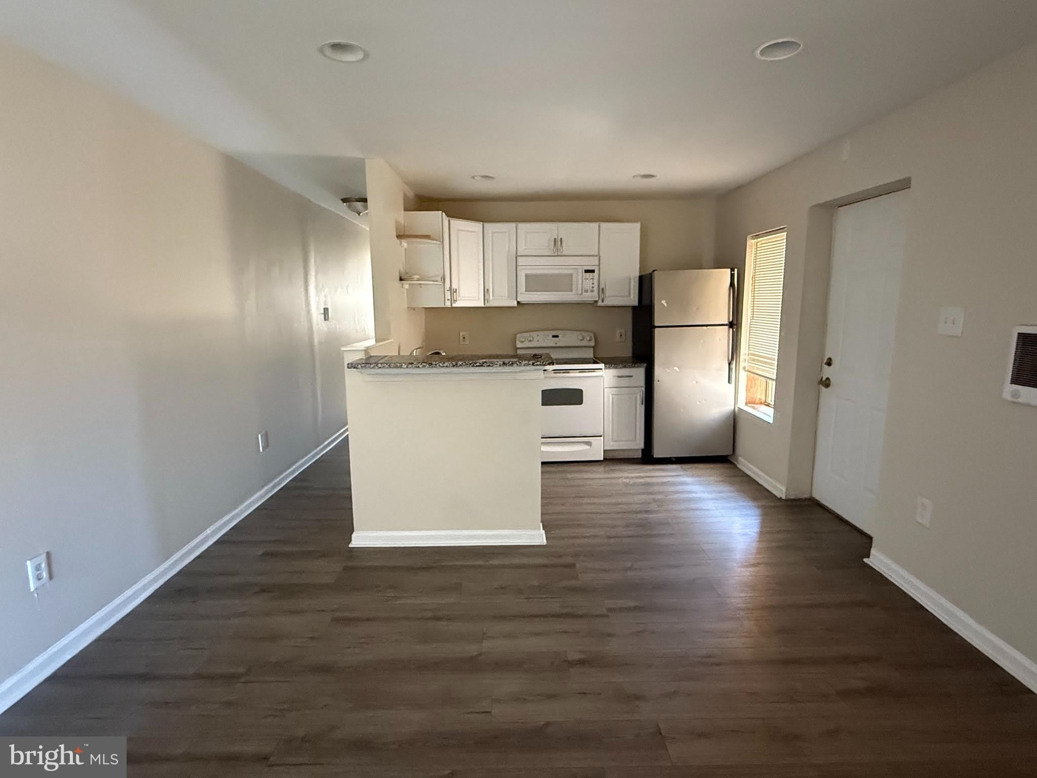 15 W 10TH Street – photo 4
