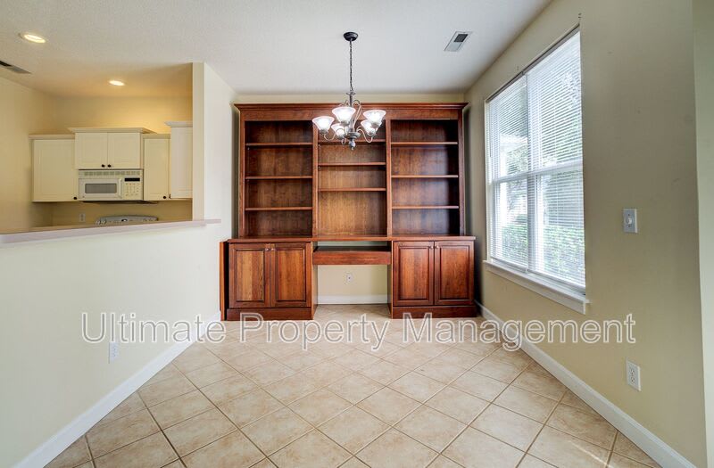 321 S. Kerr Avenue – photo 3