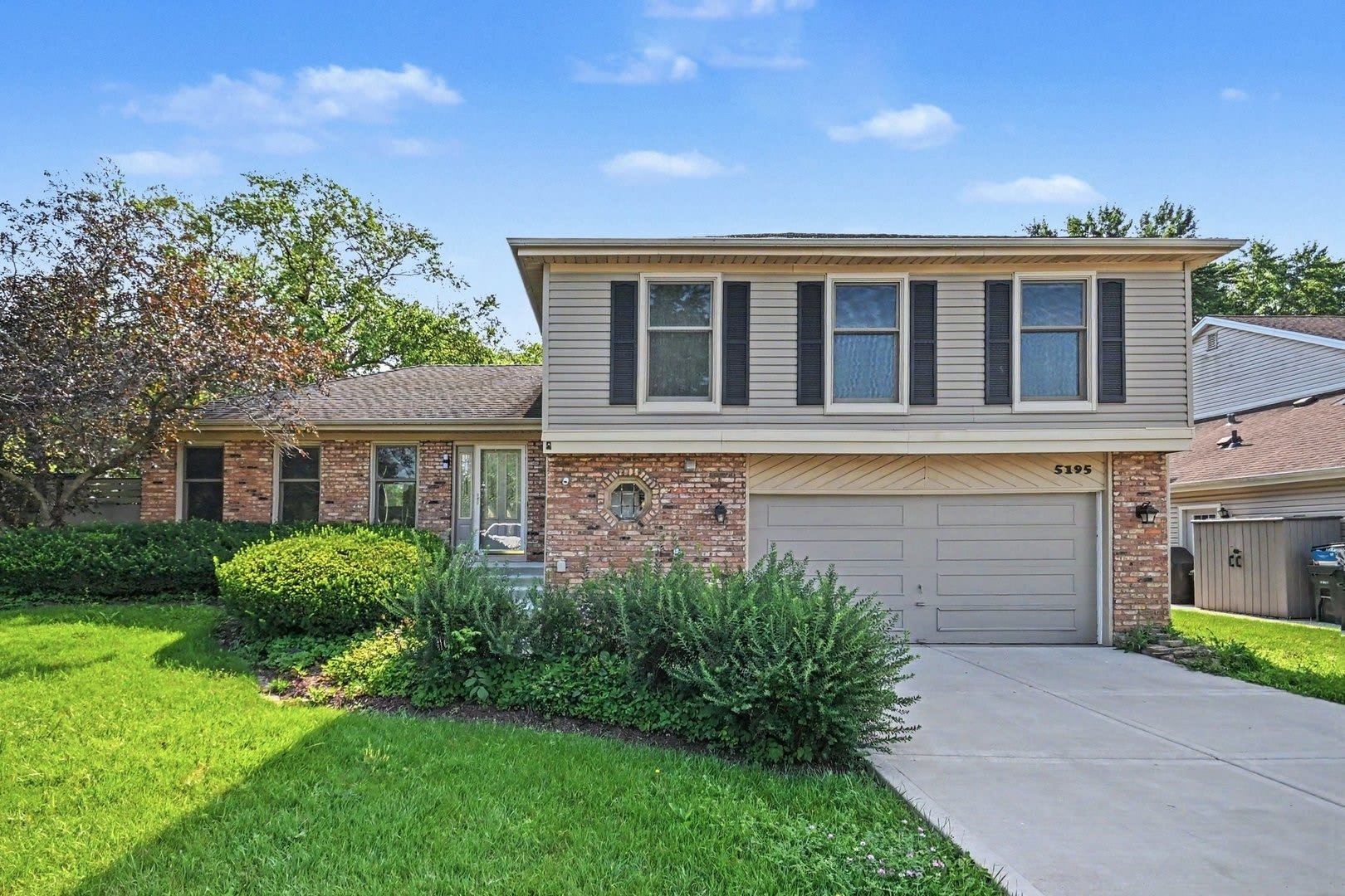 5195 Castaway Lane – photo 2