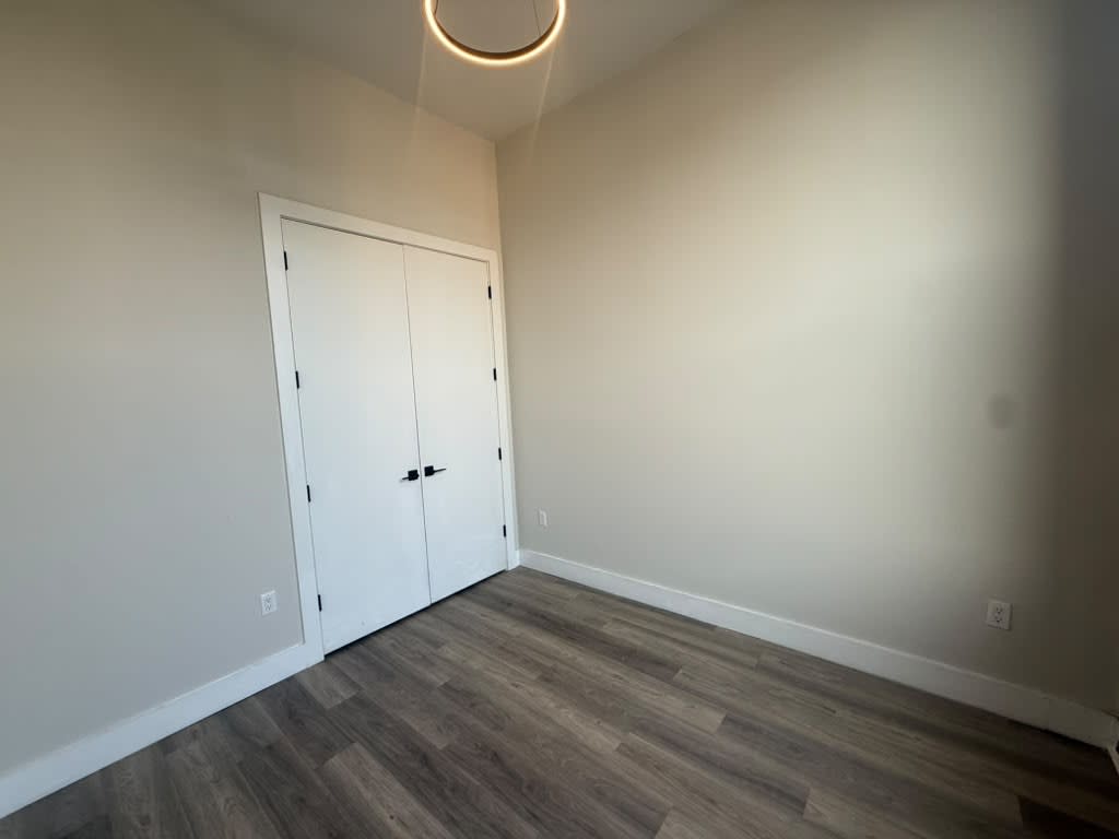 322 W Front St – photo 3