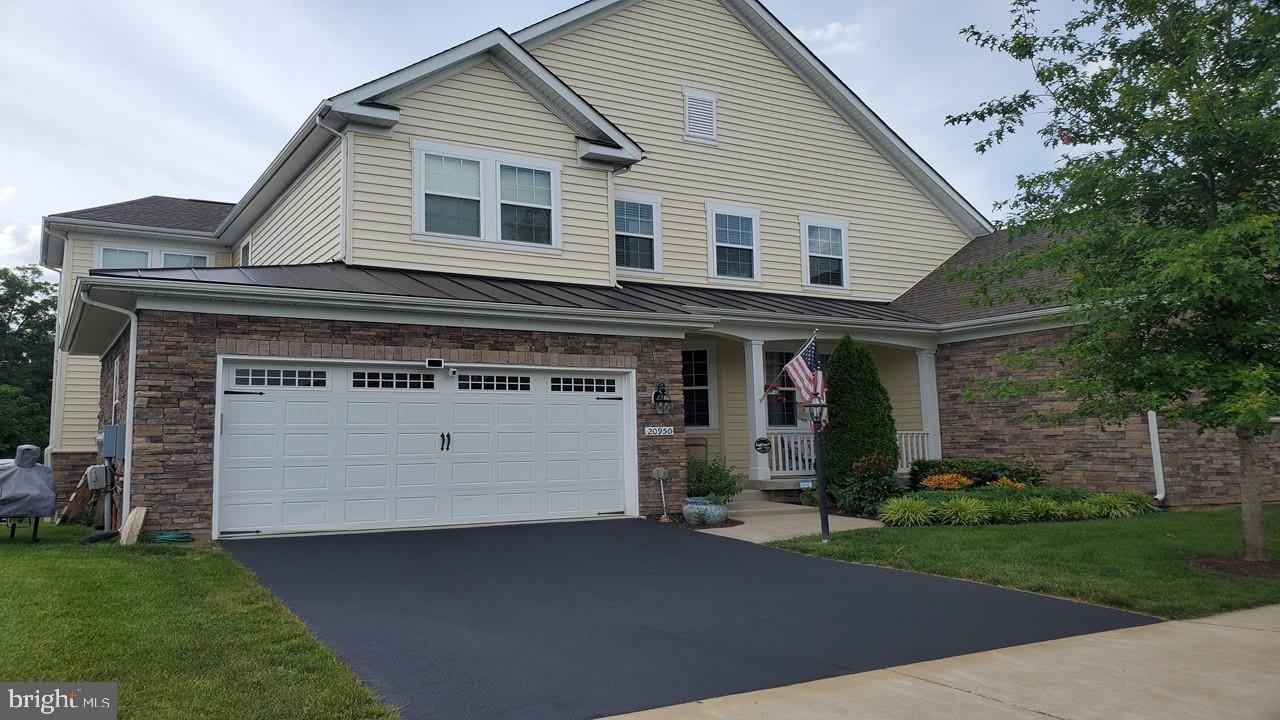 20950 ASHBURN HEIGHTS Drive – photo 1