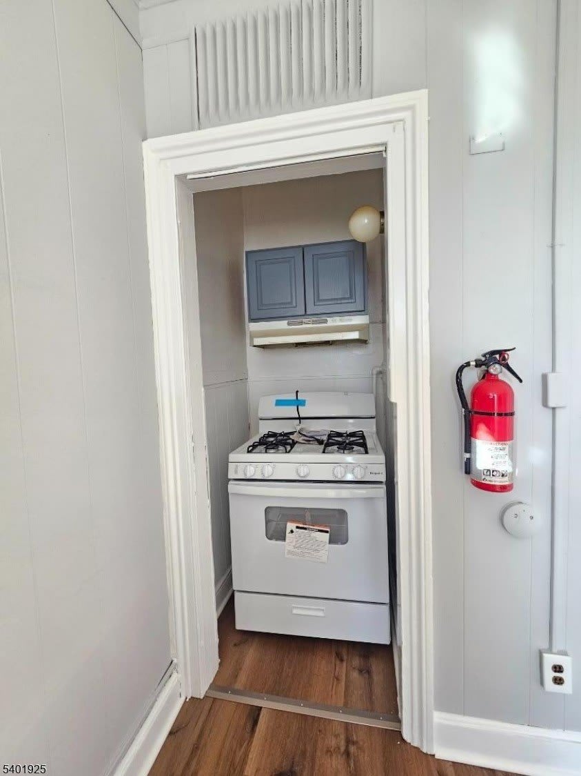 70 Jackson Ave – photo 4