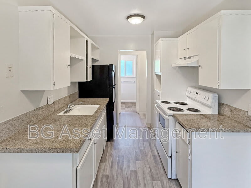 1938 Ethan Way – photo 2