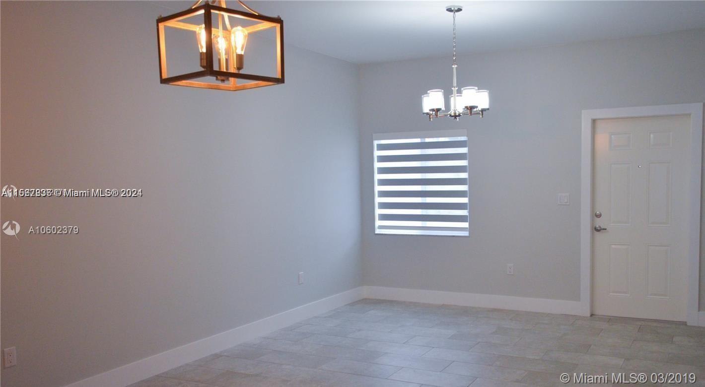 1517 Southwest 65th Place – photo 4