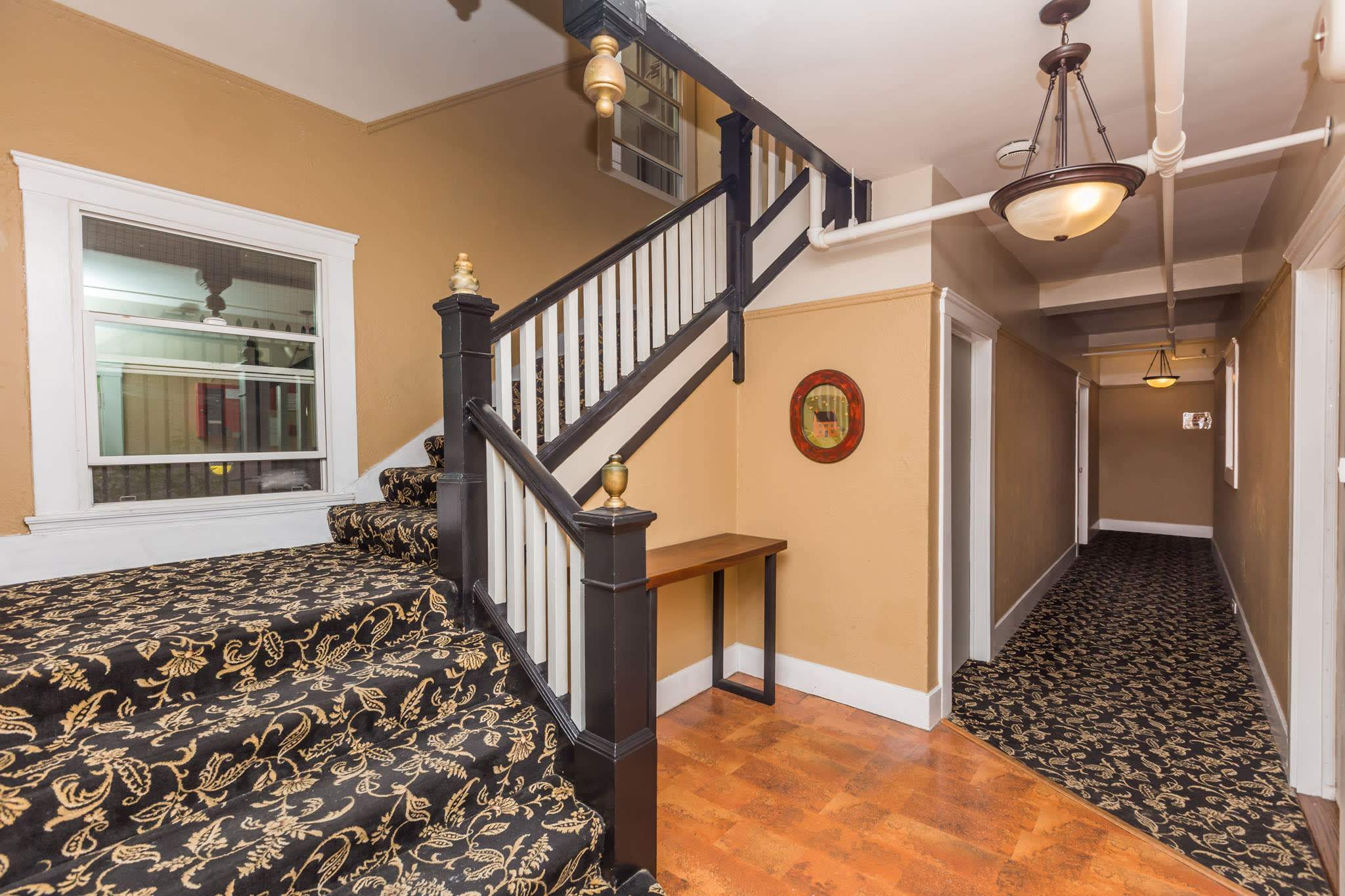 324 Larkin – photo 3