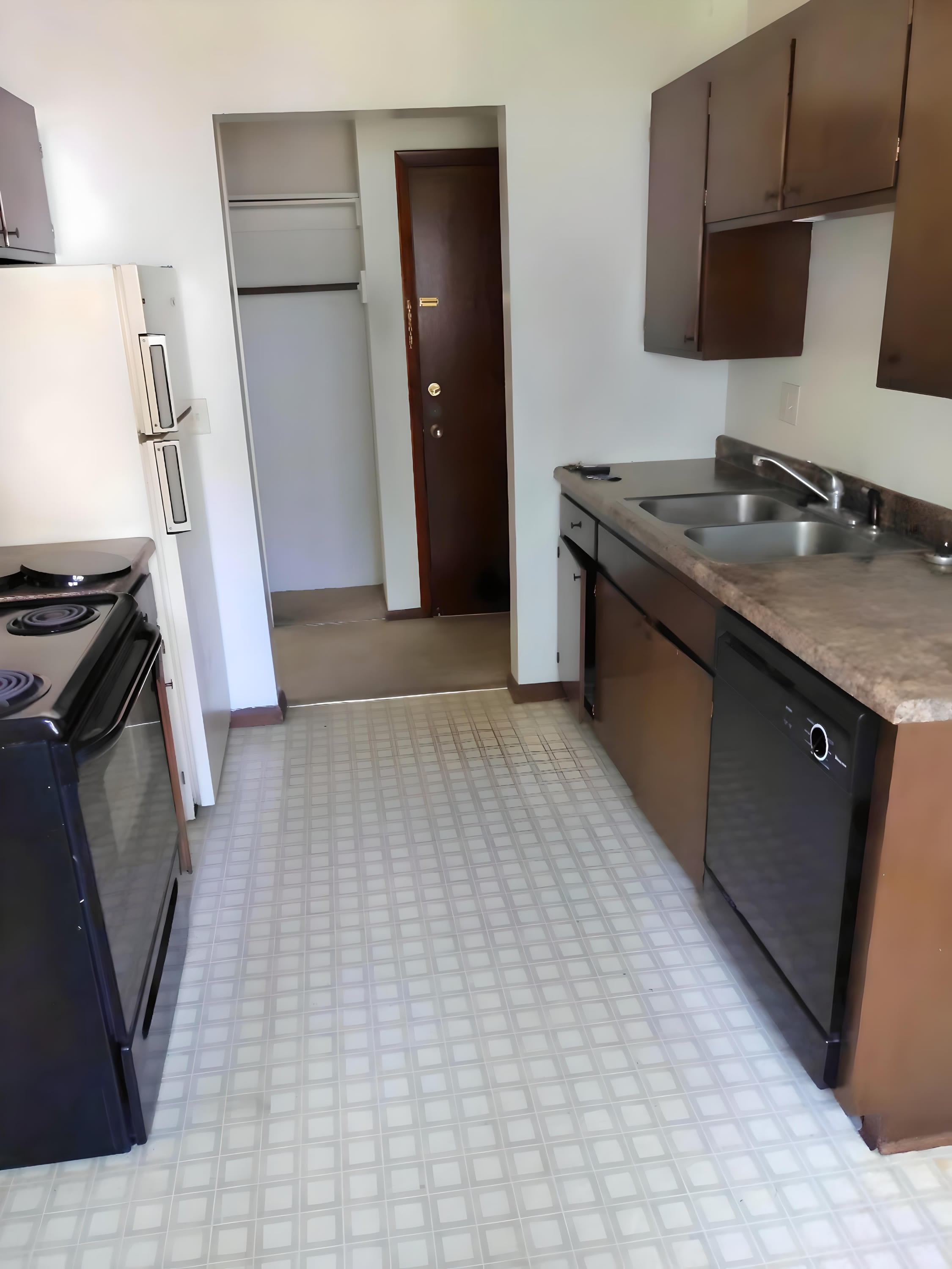 265 Silver Lake Road 205 – photo 2