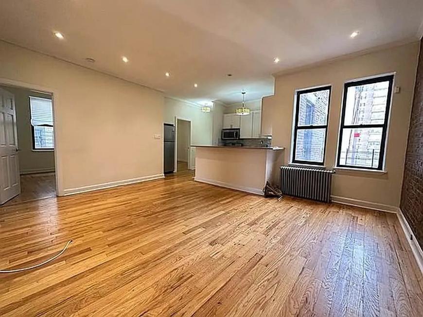 382 Wadsworth Avenue – photo 5