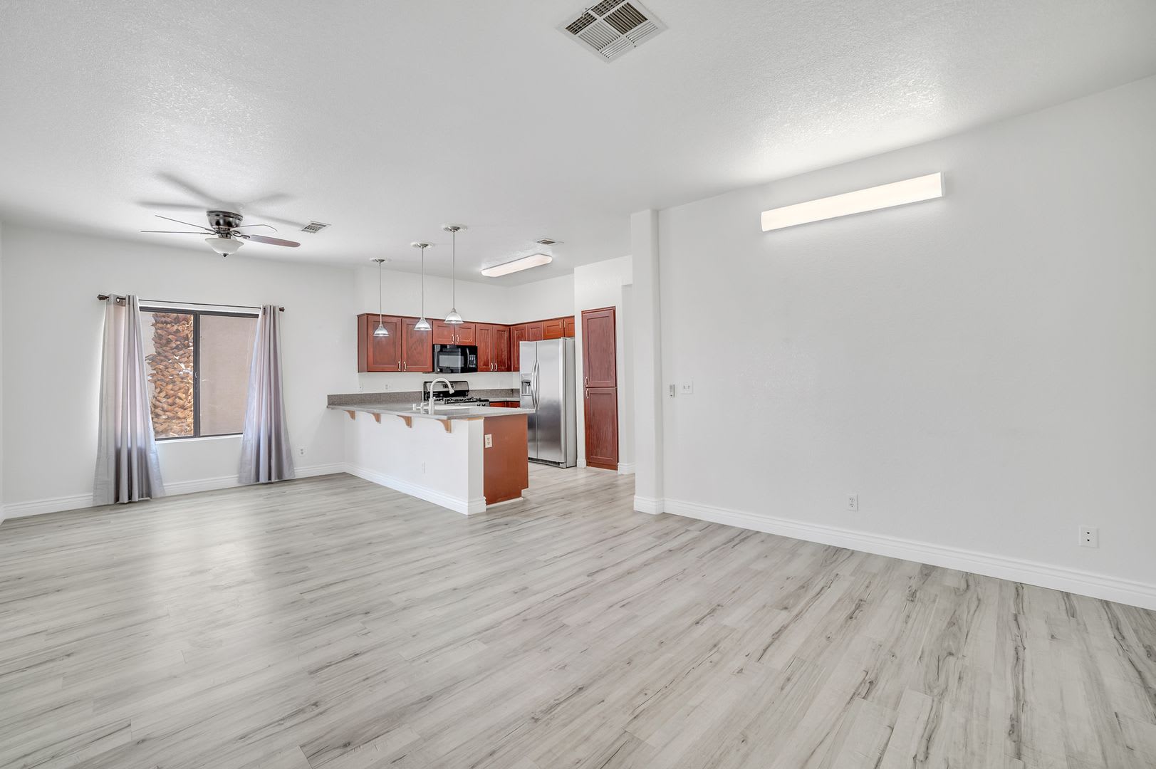 GORGEOUS TWO STORY HOME IN DESERT SHORES – photo 5