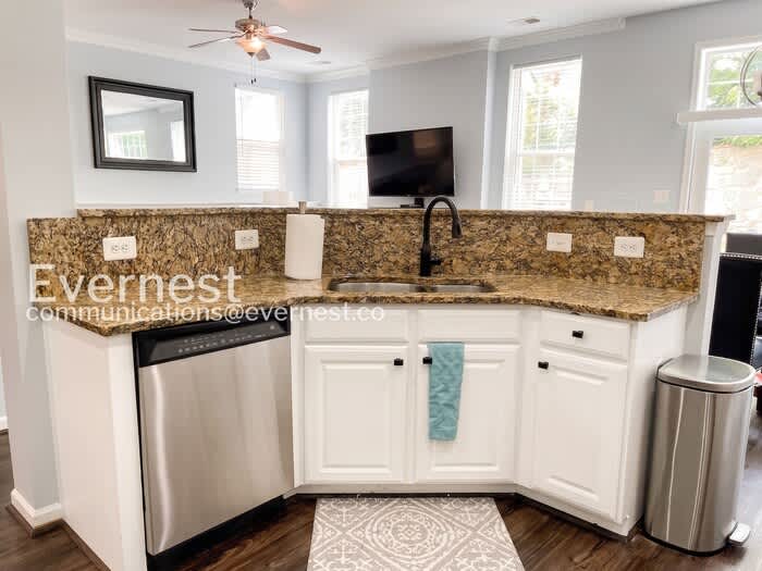 8353 Middle Ruddings Drive – photo 5