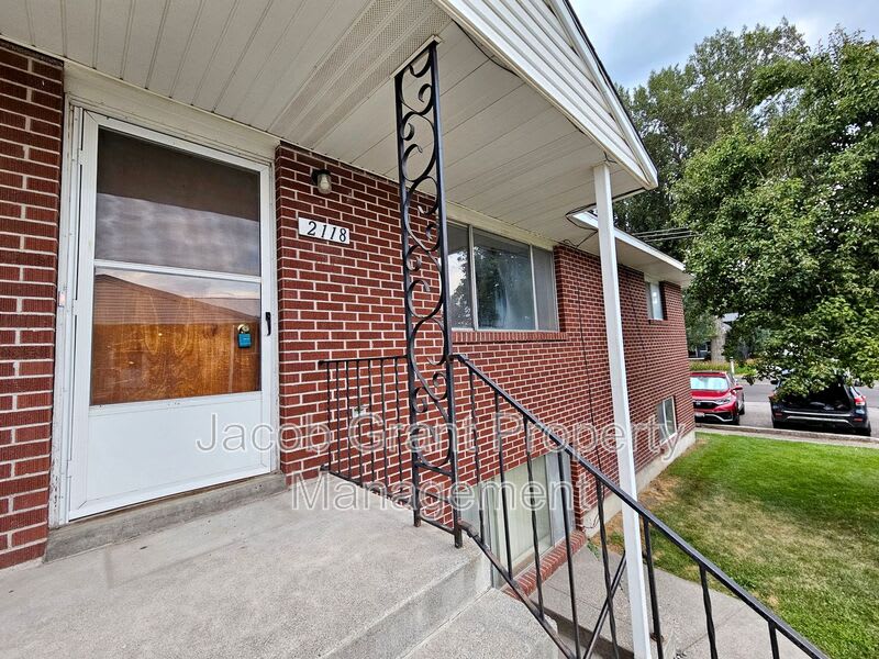 2118 St. Clair Rd – photo 3