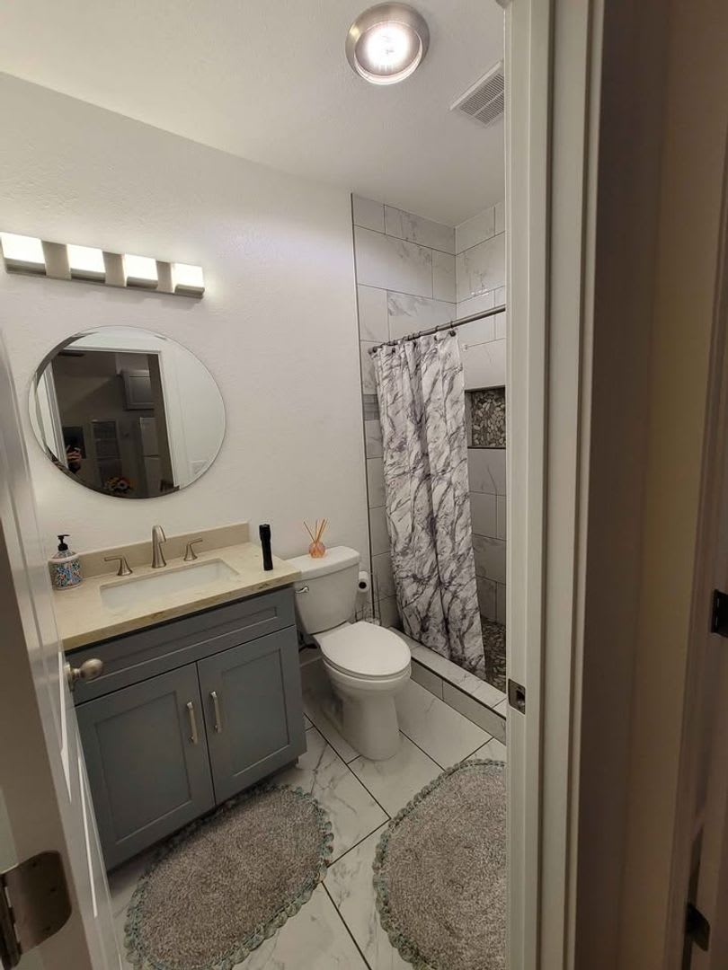 Newer Furnished Northwest ADU – photo 3