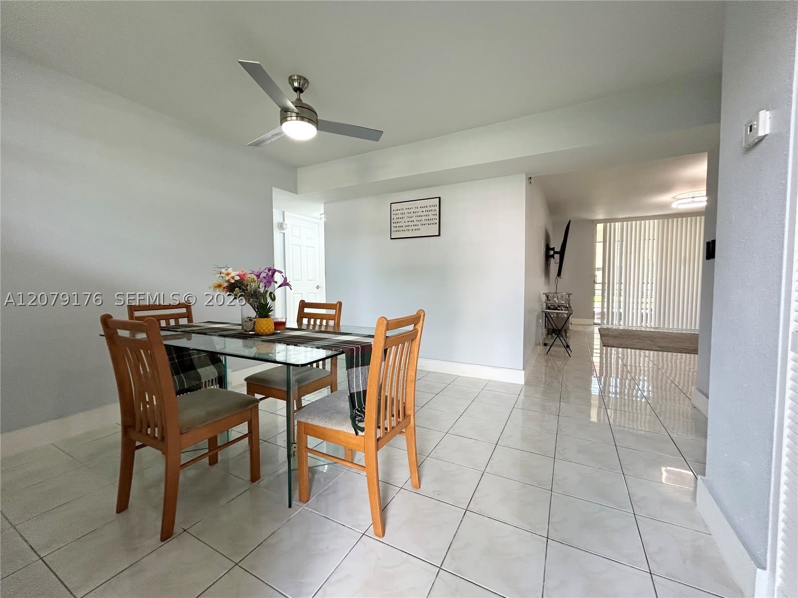 3253 Foxcroft Rd – photo 5