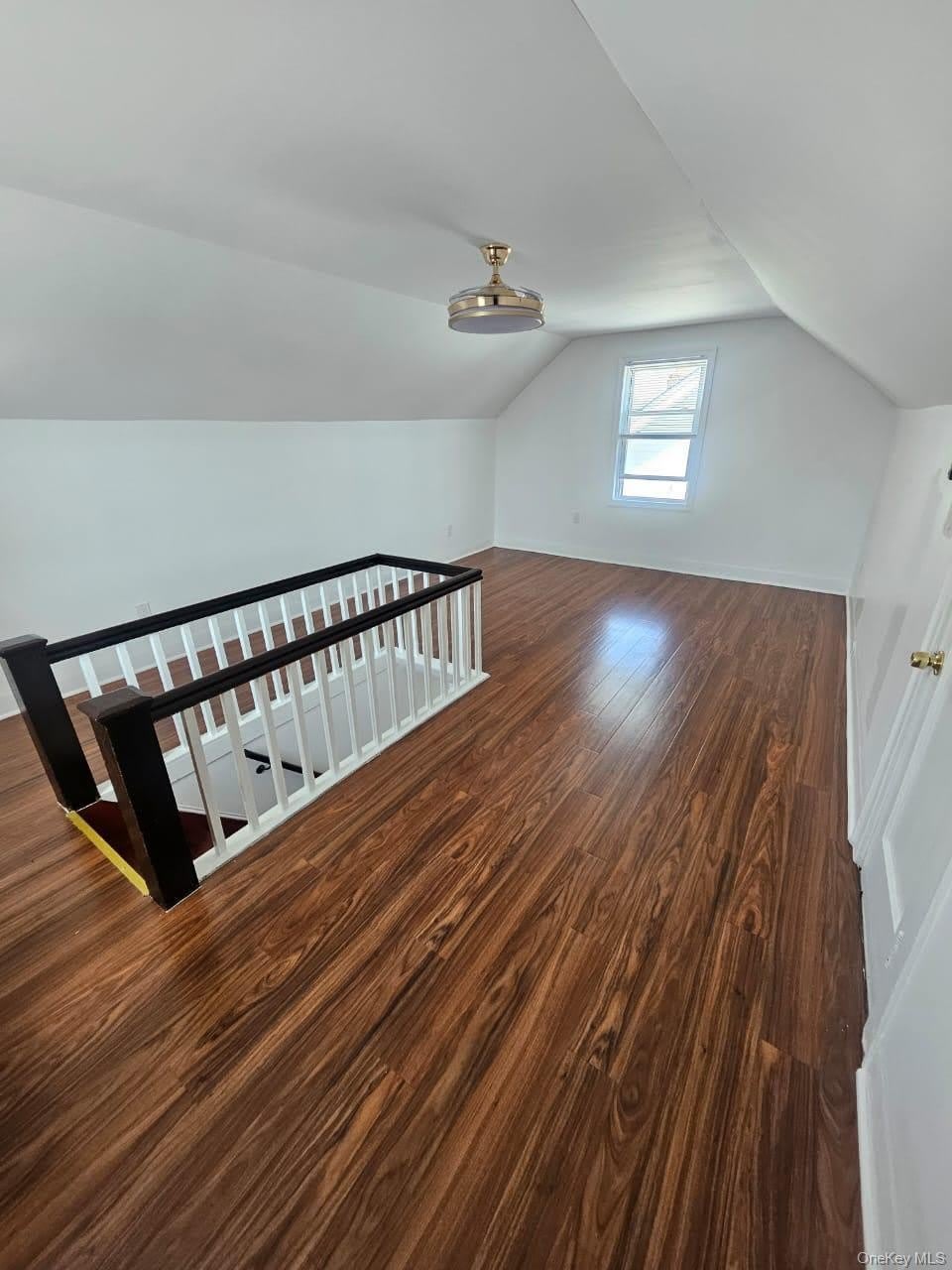 192-23 116th Road – photo 5