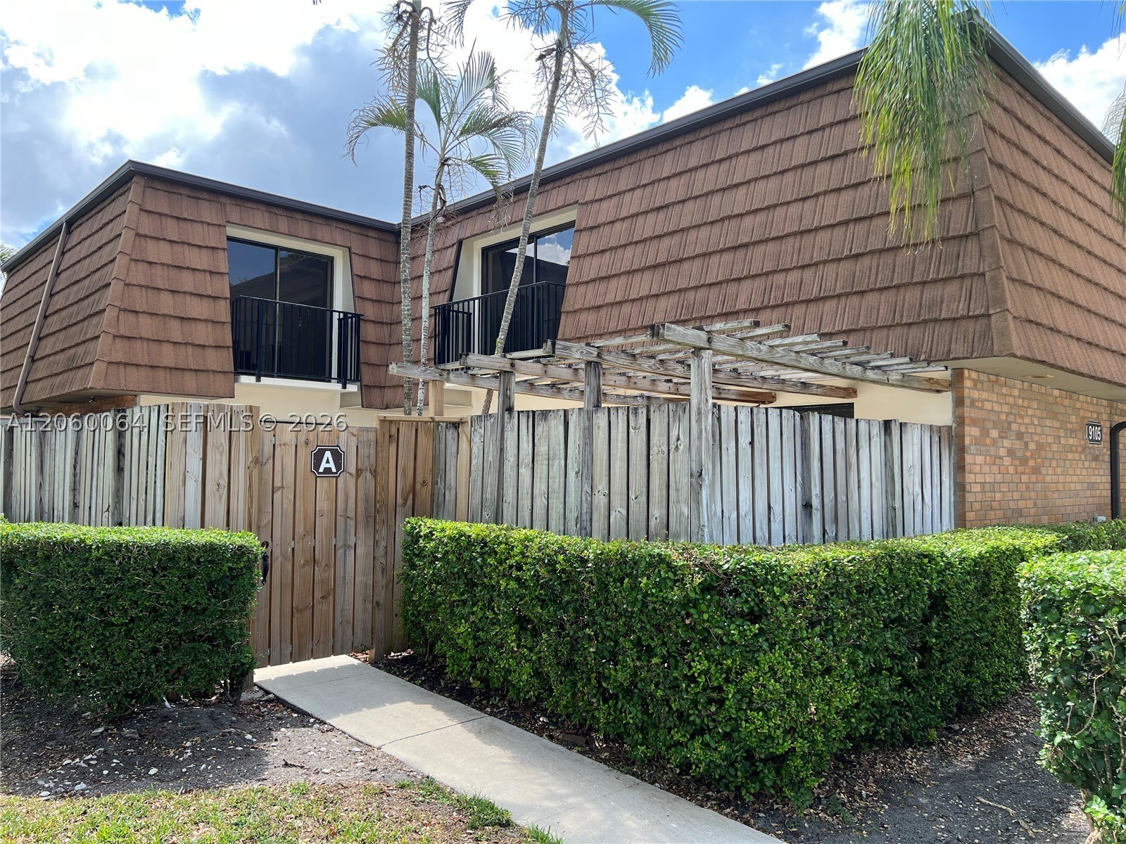 9105 SW 19th Pl – photo 2