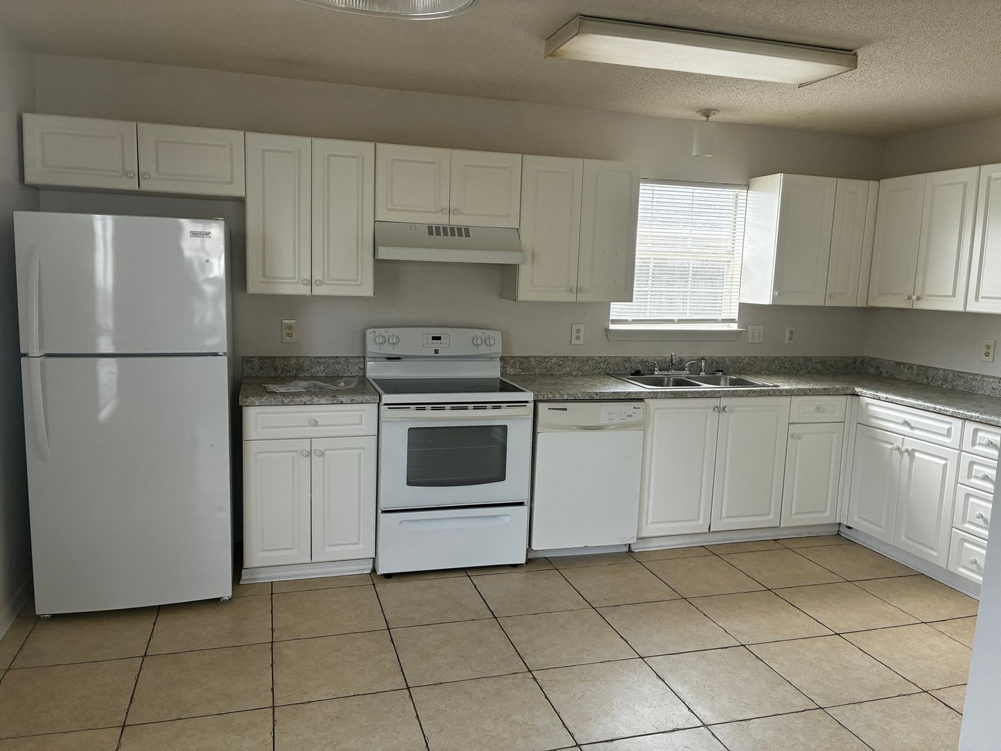 1130 Jeni Mae Court – photo 5