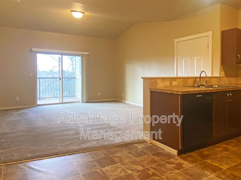519 N Catron Place – photo 4