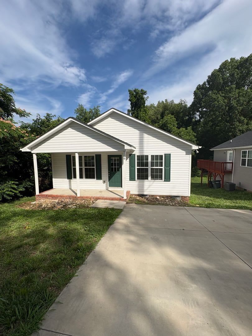 Cute Ranch Home located in Cabarrus County – photo 1