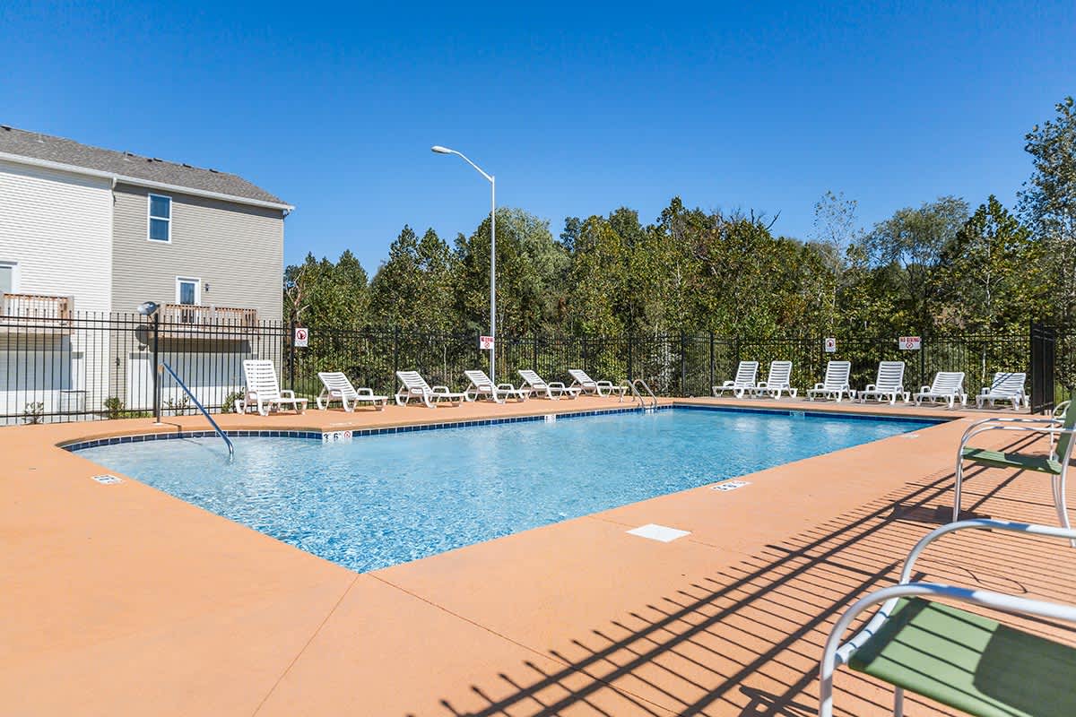 Parkway Oaks Townhomes and Duplexes – photo 5