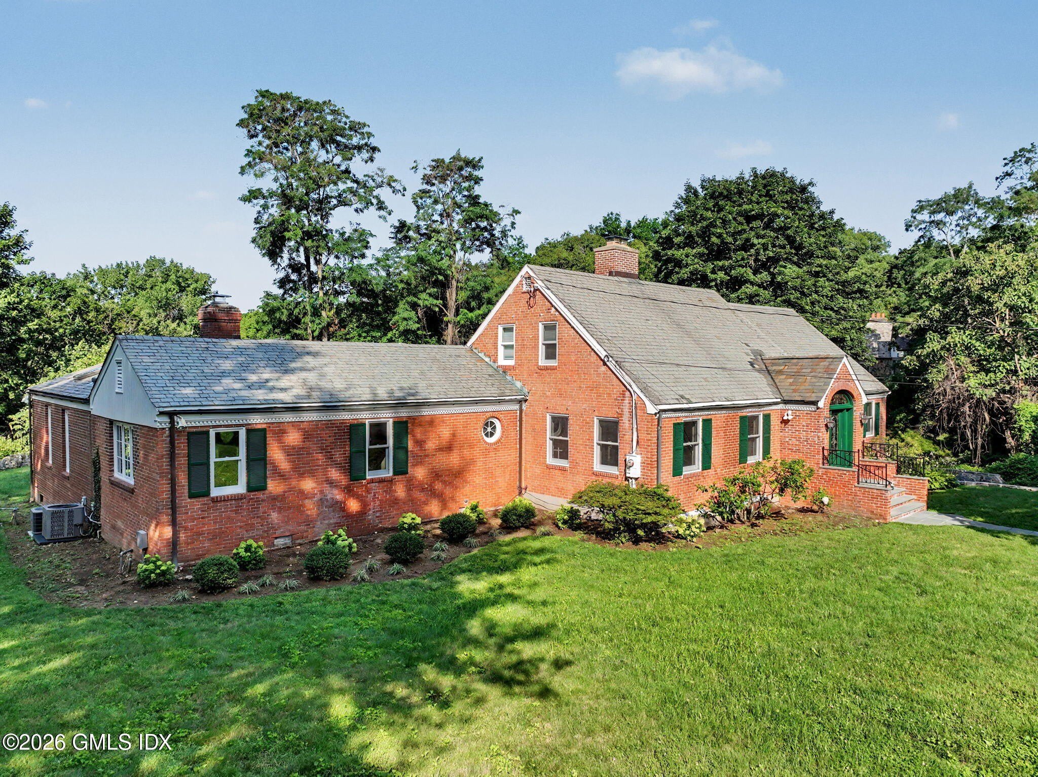 42 Oak Street – photo 5