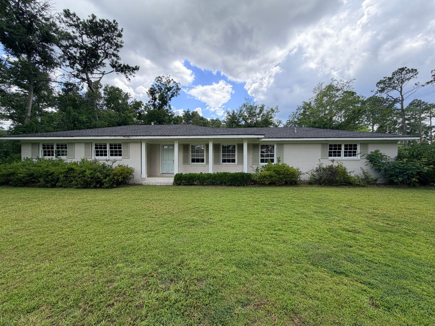 Spacious 3-Bedroom Home Near VSU & SGMC – photo 2