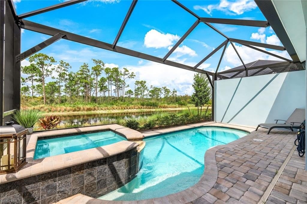 6875 Saona Ct – photo 4