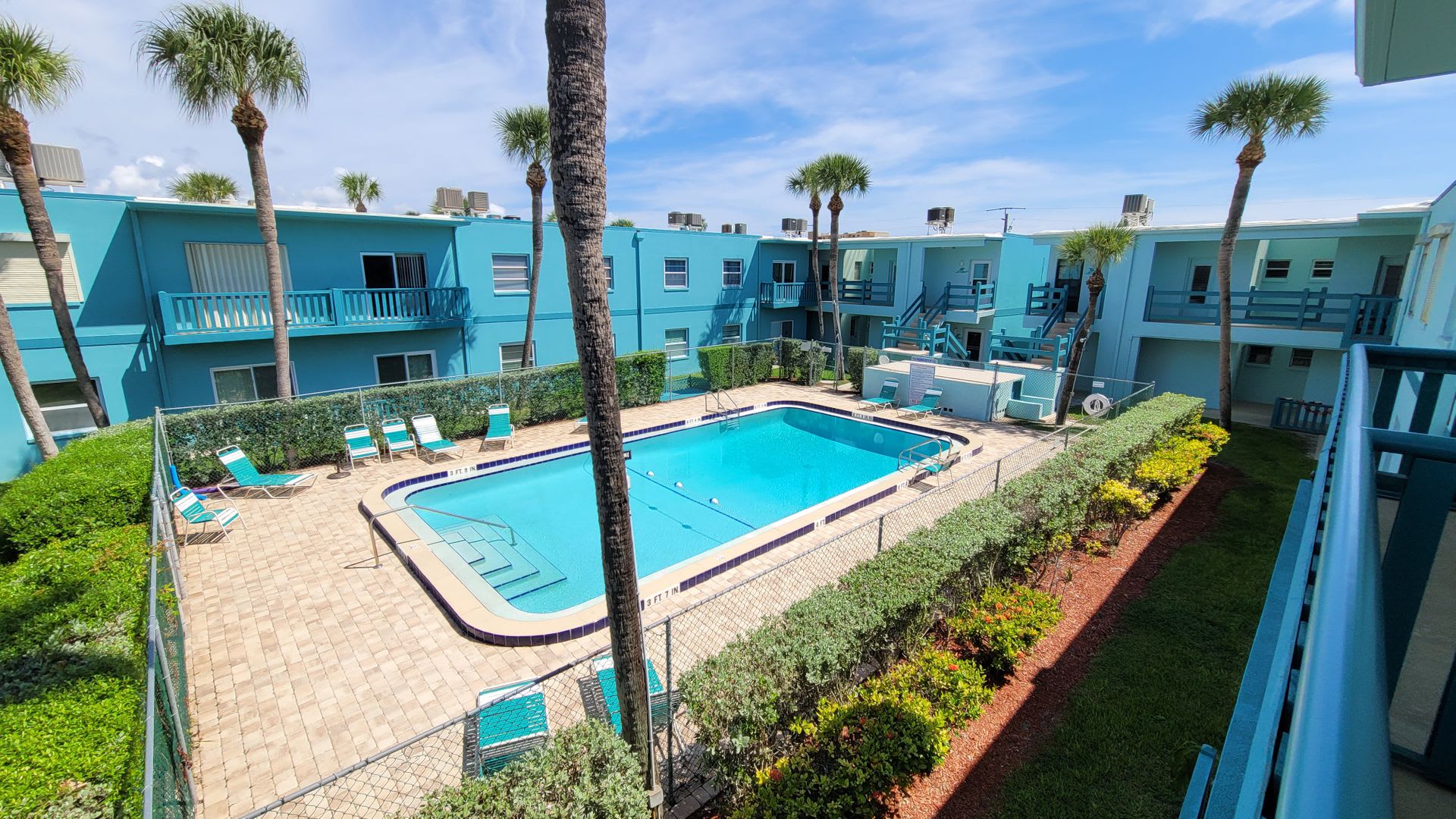 Cozy Beachside Condo in Cape Canaveral Including pool, basic cable, and water. – photo 2