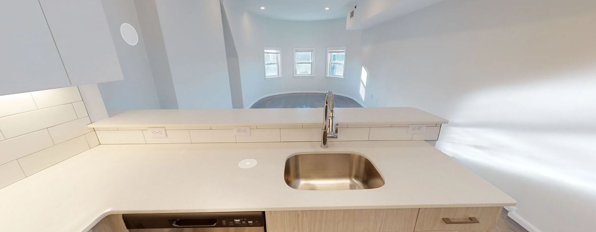 3 Bedroom- No broker Fee – photo 5