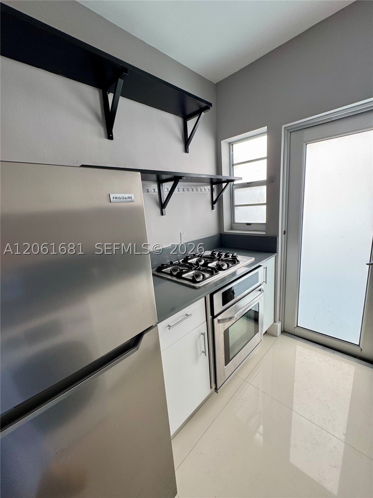1604 Drexel Ave – photo 4