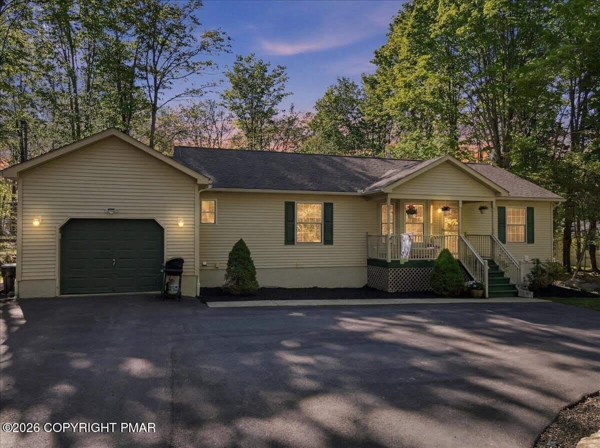 12 Rockway Court – photo 2