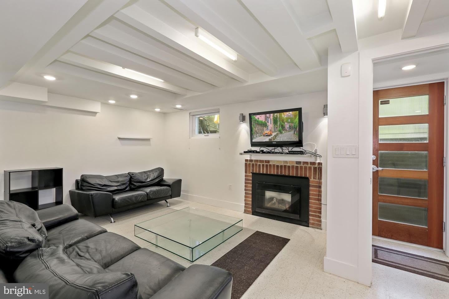 3640 Everett St Nw – photo 1